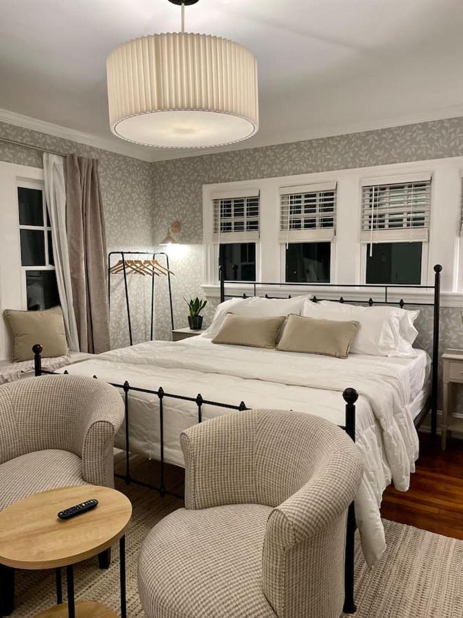 Buttonwood Boutique West Cape May